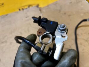 KLEMA MINUSOWA INSTALACJA WIAZKA AKUMULATORA CITROEN PEUGEOT 1.2 THP