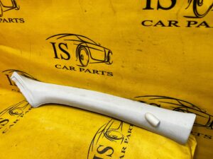 POSZYCIE OSŁONA OBUDOWA SŁUPKA PRZÓD A PRAWY ALARM PEUGEOT 508 I