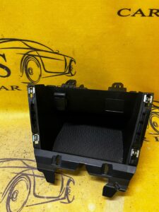 SCHOWEK PÓŁKA ZAPALNICZKA TUNELU DESKI DACIA SANDERO III 2023R