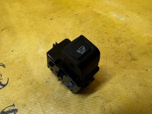 PANEL PRZEŁĄCZNIK SZYB TYŁ PRAWY 4 DRZWI FORD BRONCO 21-