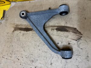 WAHACZ TYŁ TYLNY PRAWY GÓRNY CHEVROLET CORVETTE C5 97-04