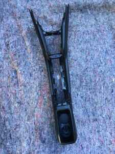 TUNEL ŚRODKOWY KONSOLI PEUGEOT 208 9672829777