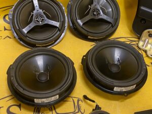 ZESTAW NAGŁOŚNIENIE GŁOŚNIKI SHAKER FORD MUSTANG VI MK6 S550