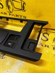 GAŁKA PANEL NAWIGACJI OSŁONA DEKOR TUNELU LEXUS RX 450H III 3 AL10