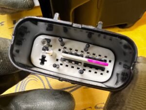 LUSTERKO ZEWNĘTRZNE LEWE 11 PIN KAMERA AYSTENT FORD BRONCO 21-