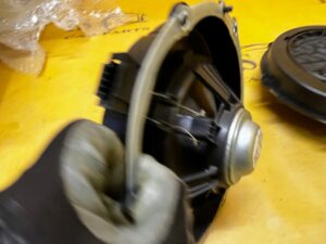 GŁOŚNIK DRZWI TYŁ PORSCHE MACAN 95B