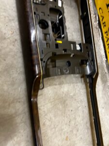 LISTWA DEKOR TUNELU ŚRODKOWEGO AUDI A8 D4 LIFT