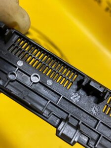 OSŁONA RAMKA ZAŚLEPKA MASKOWNICA RENAULT CLIO V