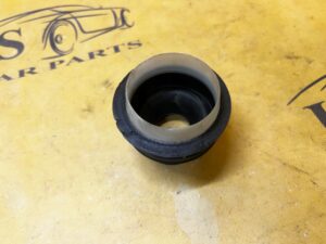 OSŁONA USZCZELKA ŁOŻYSKA KOLUMNY KIEROWNICZEJ FORD EXPLORER MK6
