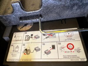 ZESTAW NAPRAWCZY KOMPRESOR KLEJ KLUCZE PORSCHE PANAMERA 970 I LIFT E-HYBRID