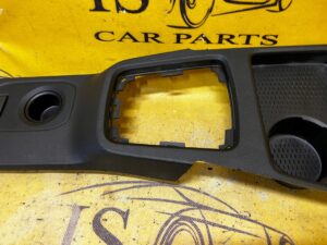 NAKŁADKA PÓŁKA TUNELU ŚRODKOWEGO DACIA DUSTER II