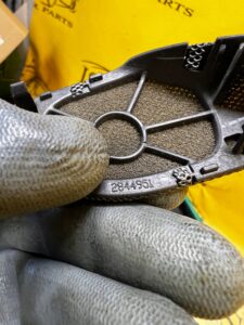 OSŁONA BLENDA KRATKA GŁOŚNIKA HARMAN KARDON BMW 5 G30