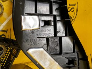 OSŁONA DEKOR LISTWA DESKI KONSOLI PRAWA PORSCHE CAYENNE II 7P5 LIFT 92A