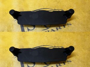 2 X MOCOWANIE OSŁONA ZAWIASÓW MASKI POKRYWY SILNIKA MERCEDES CLS W218