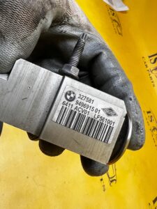 ZAWÓR ROZPRĘŻNY KLIMATYZACJI BMW 5 G30 6 G32 7 G11 8 G15 X5 G05 X6 G06