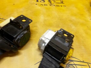 PAS BEZPIECZEŃSTWA PRZÓD PRZEDNI PRAWY CHEVROLET CORVETTE C5 97-04