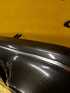 RAMKA ŚRODKOWA KRATKI NAWIEWU DACIA DUSTER II