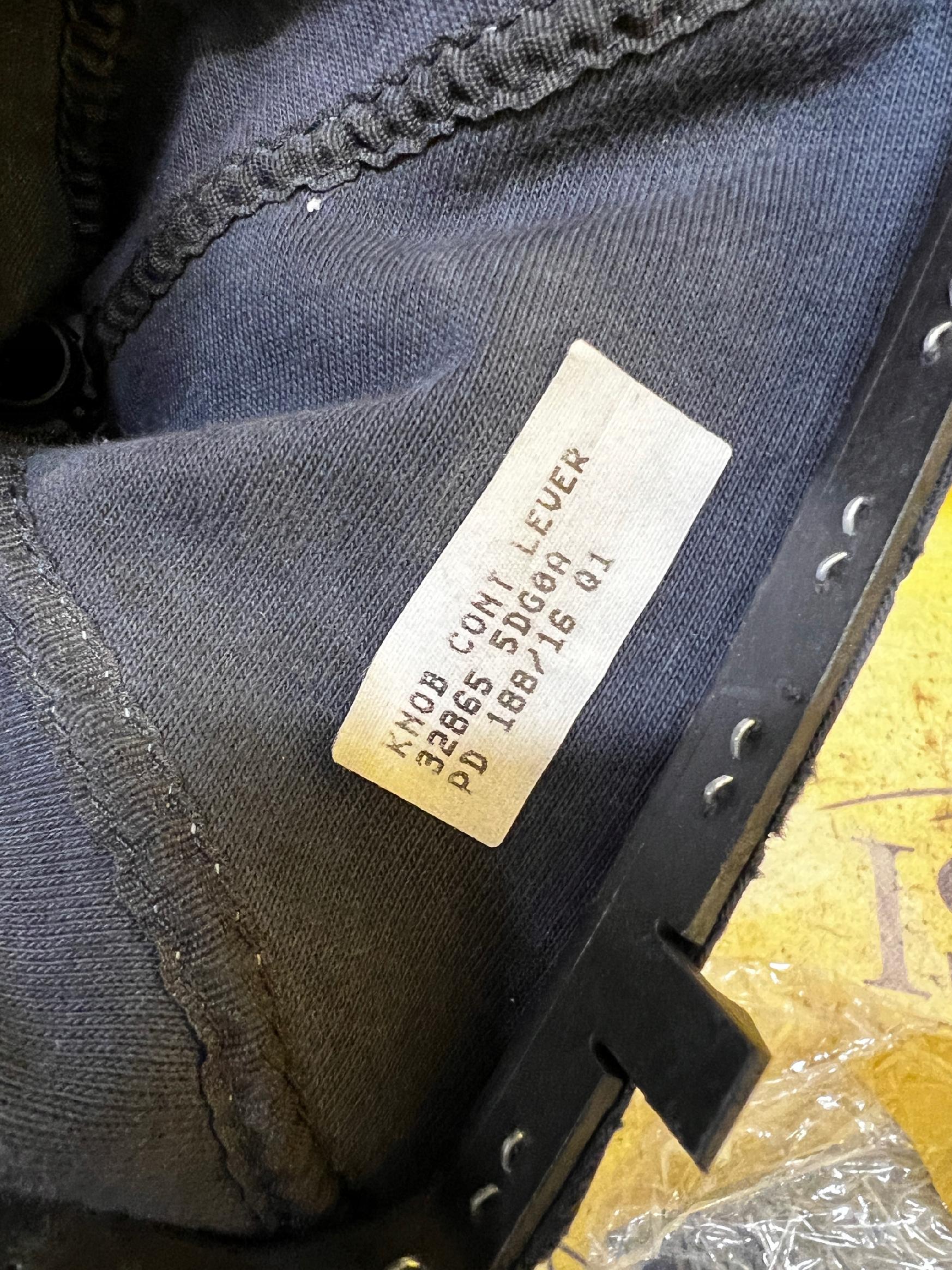 GAŁKA MIESZEK ZMIANY BIEGÓW MANUAL INFINITI Q30