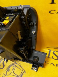 SCHOWEK DESKI PASAŻERA VW TOUAREG 7P 7P0 EUROPA