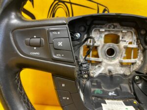 KIEROWNICA SKÓRA MULTIFUNKCJA PEUGEOT 508 I RXH