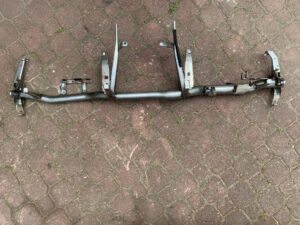 RURA STELAŻ DESKI KONSOLI EUROPA BMW F10 F11 5