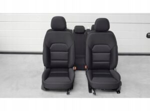 KOMPLET FOTELE WNĘTRZE KANAPA BOCZKI INFINITI Q30 QX30 CZARNE WELUROWE