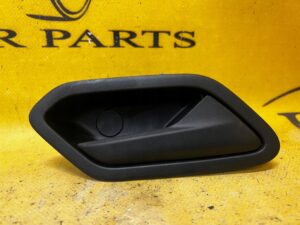 KLAMKA WEWNĘTRZNA PRAWY PRZÓD DACIA SANDERO III 2023R