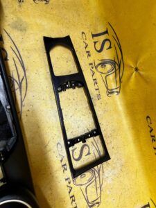 RAMKA DEKOR PANEL TUNEL ŚRODKOWY PORSCHE PANAMERA 970 POLIFT LIFT