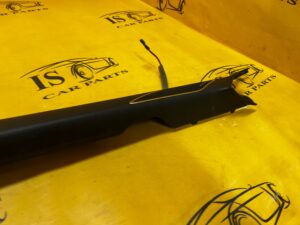 POSZYCIE OSŁONA SŁUPKA PRZÓD A LEWY HARMAN/KARDON VOLKSWAGEN GOLF VIII HB