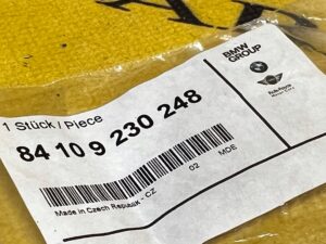 GNIAZDO PORT WTYCZKA USB BMW MINI F60 BMW F30 NOWE OEM