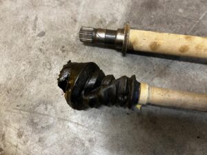 PÓŁOŚ PRZÓD PRZEDNIA PRAWA PRAWY DACIA DOKKER 1.5 BLUE DCI