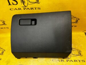 SCHOWEK DESKI PASAŻERA PRAWY INFINITI Q30 QX30