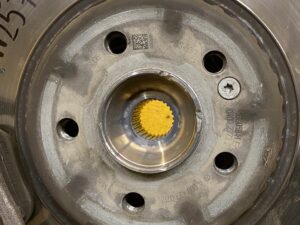 ZWROTNICA TYŁ TYLNA PRAWY PRAWA MERCEDES W257 CLS 4X4 4 MATIC