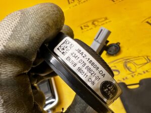 GŁOŚNIK WNĘTRZA KABINY RANGE ROVER VELAR L560