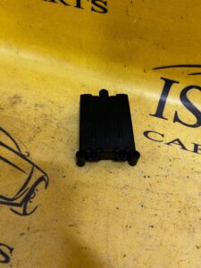 OSŁONA PLASTIK ZAŚLEPKA PRZEWODÓW ABS BMW 5 G30