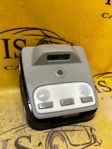 OŚWIETLENIE LAMPKA PODSUFITKI MOCOWANIE RENAULT ZOE I Z.E.