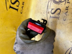 ZAPINKA PASA BEZPIECZEŃSTWA LEWY TYŁ BMW 5 G30