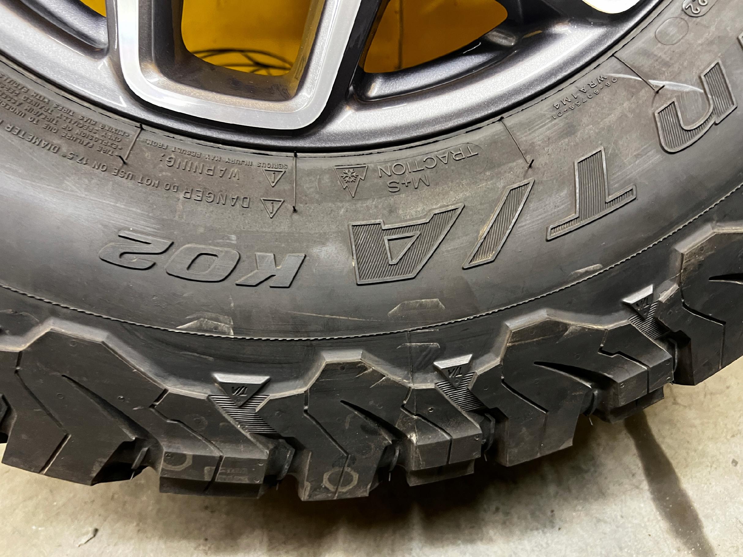NOWE KOŁA FELGI OPONY CAŁOROCZNE TERENOWE FORD BRONCO 21- 285/70 R17