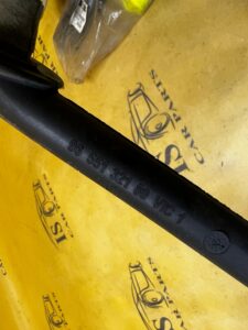 RURA SPUSTOWA WODY Z SZYBERDACHU PEUGEOT 508 I