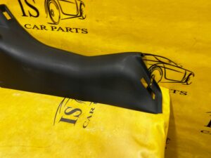 POSZYCIE OSŁONA SŁUPKA ŚRODKOWEGO B PRAWY CHEVROLET CORVETTE C5 97-04