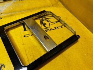 DEKOR RAMKA PANEL TUNELU ŚRODKOWEGO RANGE ROVER VELAR L560