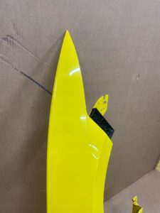 BŁOTNIK PRZÓD PRZEDNI PRAWY FORD MUSTANG VI MK6 S550 GT 5.0