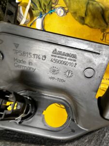 OSŁONA ZAŚLEPKA DESKI KONSOLI PORSCHE CAYENNE II 7P5 LIFT 92A