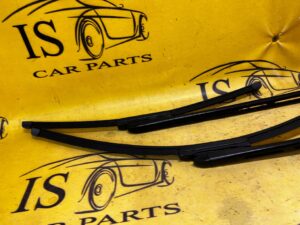 KOMPLET RAMIONA PIÓRA WYCIERACZEK AUDI A8 D4