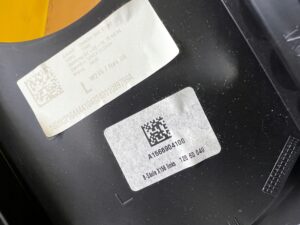 POSZYCIE OSŁONA SŁUPKA ŚRODKOWEGO B LEWY INFINITI Q30 MERCEDES A W176