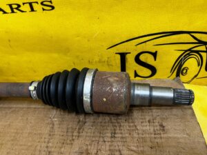 PÓŁOŚ PRZÓD PRZEDNIA PRAWY PRAWA FORD FIESTA MK8 1.0 ECOBOOST