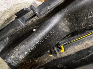 WAHACZ TYŁ TYLNY MERCEDES W246 W176 C117 W117 INFINITI Q30 QX30