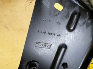 UCHWYT MOCOWANIE AKUMULATORA FORD EXPLORER MK6