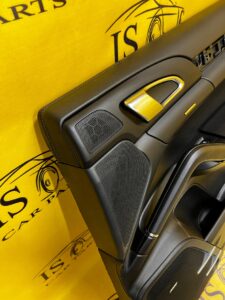 BOCZEK TAPICERKA DRZWI PRAWY TYŁ PORSCHE CAYENNE 7P5 LIFT