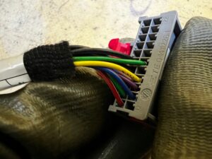 LUSTERKO ZEWNĘTRZNE PRAWE 10 PIN RANGE ROVER EVOQUE II L551 EU FIRENZE RED